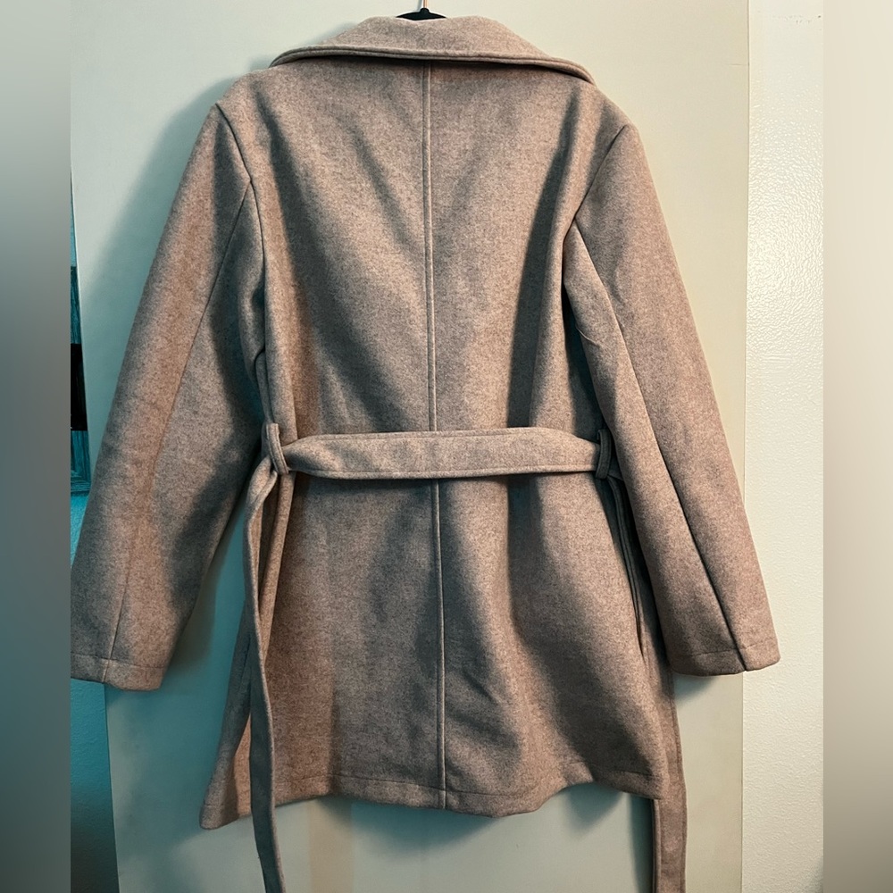 Winter coat - Picture 3 of 4